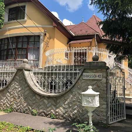 Brassoi Vendeghaz Hotell Miskolc Eksteriør bilde